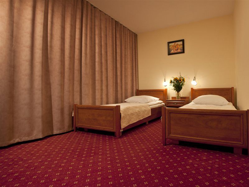 O3Hotel Varsavia Esterno foto