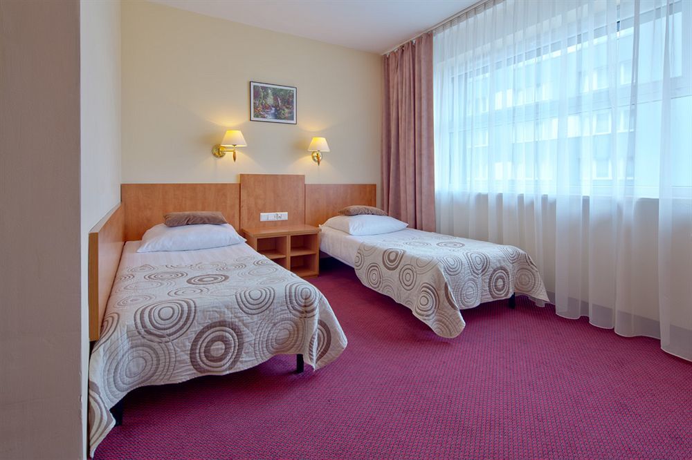 O3Hotel Varsavia Esterno foto